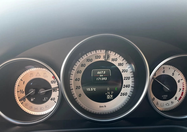 Mercedes-Benz Klasa E cena 64900 przebieg: 171500, rok produkcji 2014 z Poznań małe 67